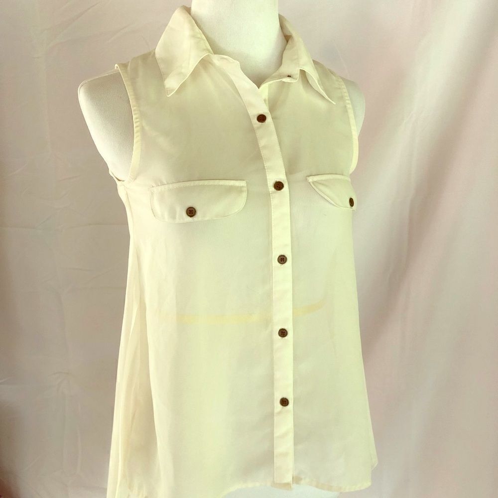Eyelash Couture pale yellow sleeveless top